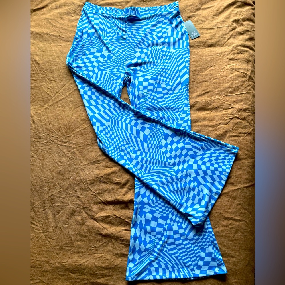White and Blue Checkered Bell bottom/Flare pants | Size XL | Wild Fable